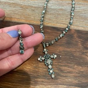 Vintage sorrelli set-cross necklace and earrings